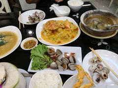 -J Daeng Seafood
