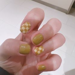 -雪奈传统美甲美睫