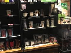 -星巴克臻选(上海长风大悦城店)