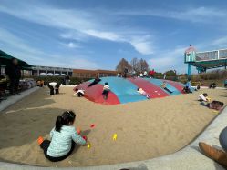 -季高兔窝窝亲子园(上海薰衣草公园店)