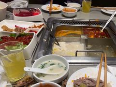 -海底捞火锅(让胡路万达店)