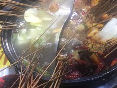 -椒点传统串串香