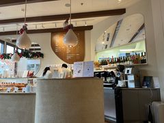 -VERIE BAKEHOUSE