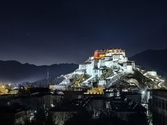 -平措康桑·和牛自助观景餐厅(布达拉宫店)