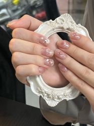 -芊屿芊浔美甲