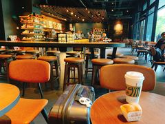 大堂-星巴克(漕河泾2店)