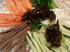 -云海肴·汽锅鸡·云南菜(天山百盛优客店)