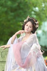 -一揽芳华汉服旗袍体验馆(拙政园店)