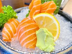 三文鱼刺身-魟阳日式料理(庆春店)