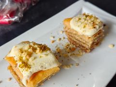 -Efes Turkish & Mediterranean Cuisine 艾菲斯餐厅(陆家嘴店)