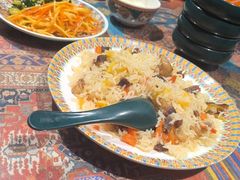 -乡村馕坑肉·烧烤·新疆菜·本地人更爱吃(阿勒泰首店)