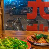 不吹不黑 这家店的粉蛮对我口味 陈小春刚来过