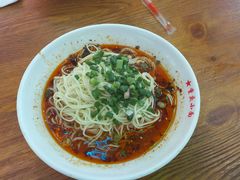 -重庆小面·抄手(解放碑好吃街店)
