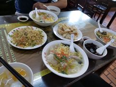 -长人馄饨铺(解放街店)