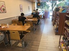 -全家便利店(南峰中心店)