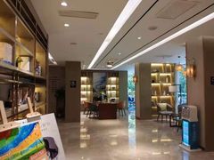 -杭州西湖湖滨银泰亚朵酒店