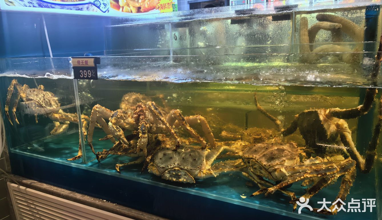 必吃榜海鲜餐厅—第一次有人给剥虾