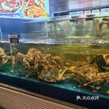 必吃榜海鲜餐厅—第一次有人给剥虾