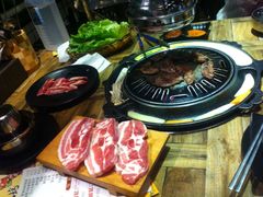 -哈哈碳都·牛肋条无限自助烤肉(台江万达店)