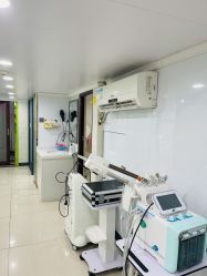 -苗医生专业祛痘·皮肤管理
