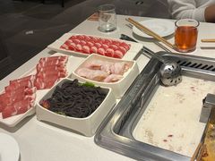 -海底捞火锅鲜切牛肉主题店(长寿路店)