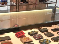 -Gucci(首创奥特莱斯店)