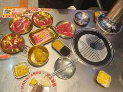 -哈哈碳都·牛肋条无限自助烤肉(台江万达店)