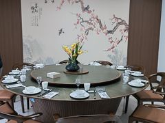 -巩本明鱼屋子