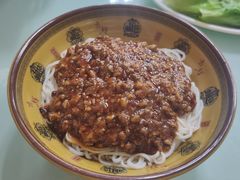 炸酱拌面-食惠里小笼包面馆(越秀店)