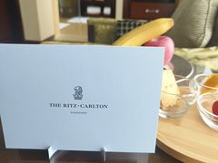 -深圳星河丽思卡尔顿酒店