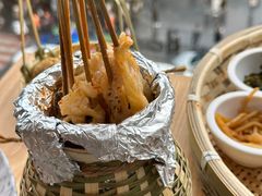 -包整·丝娃娃(一览甲秀楼风景店)