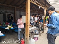 -亲兄弟真人CS团建拓展基地