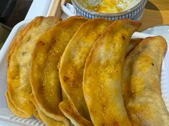 -老新隆牛肉锅贴(新街口店)