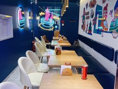大堂-壹粉屋新疆炒米粉(建外SOHO东区店)