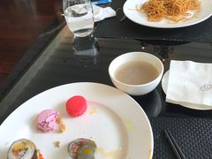-圣丰索菲特·2 On 988 Café 自助餐厅