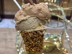 榛子冰激凌-VENCHI 闻绮(北京国贸商城店)