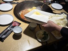 -万里闯关东铁锅炖菜馆(高新旗舰店)