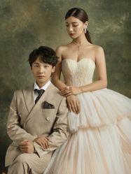 -AOROA·奥洛拉婚纱摄影·旅拍·礼服