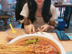 -嘉州叶婆婆钵钵鸡(建设路店)