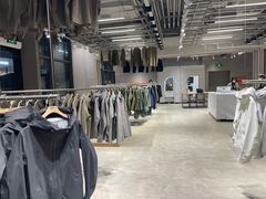 -迪桑特DESCENTE(北京三里屯BLANC店)
