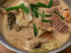 -Chom Cafe and Restaurant