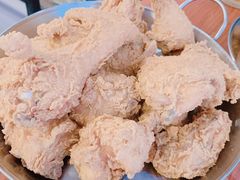 -BHC炸鸡(明洞总店)