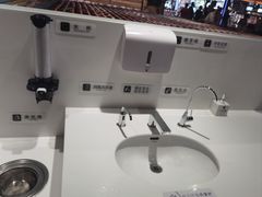 -胖东来生活广场(健康路店)