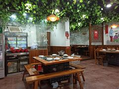 大堂-三里屯土灶炖公鸡地锅鸡(江东店)