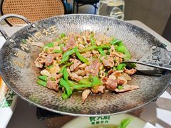 -费大厨辣椒炒肉(黄兴中心广场店)