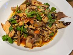 -费大厨辣椒炒肉(万家丽一店)