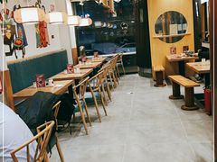 大堂-北往西·西安油泼面(万德庄店)