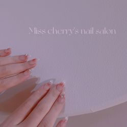 -花系美·美甲美睫精品店