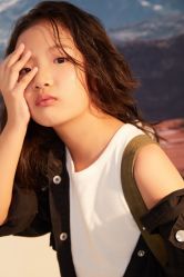 点击看大图 -亲亲宝贝艾尔莎亲子摄影会馆(中华路店)