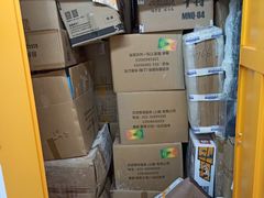 -安东易迷你仓自助寄存仓库(金桥店)